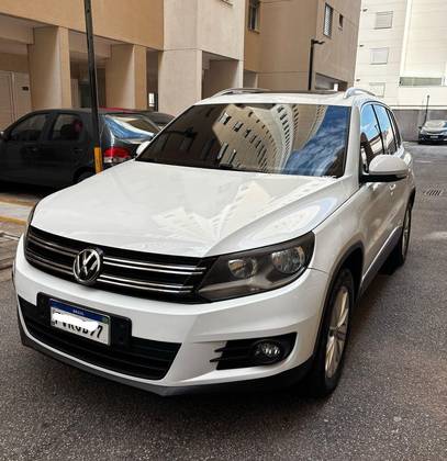 VOLKSWAGEN TIGUAN 2.0 TSI 16V TURBO GASOLINA 4P TIPTRONIC VOLKSWAGEN TIGUAN 2.0 TSI 16V TURBO GASOLINA 4P TIPTRONIC